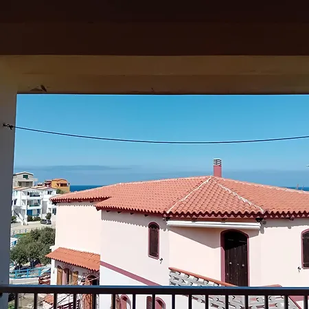 A Due Passi Dal Mare 度假居 瓦雷多利亚